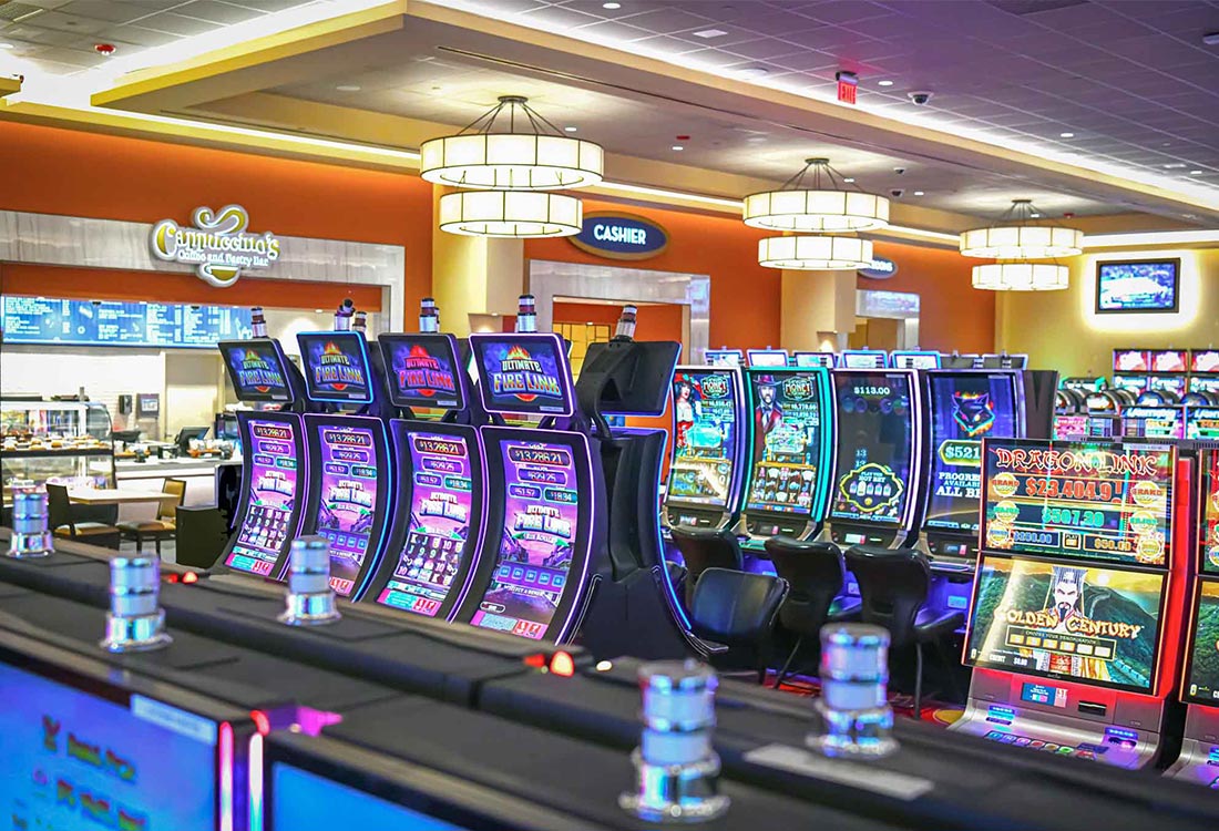 Smoke-Free Hall with slot machines at Seminole Classic Casino